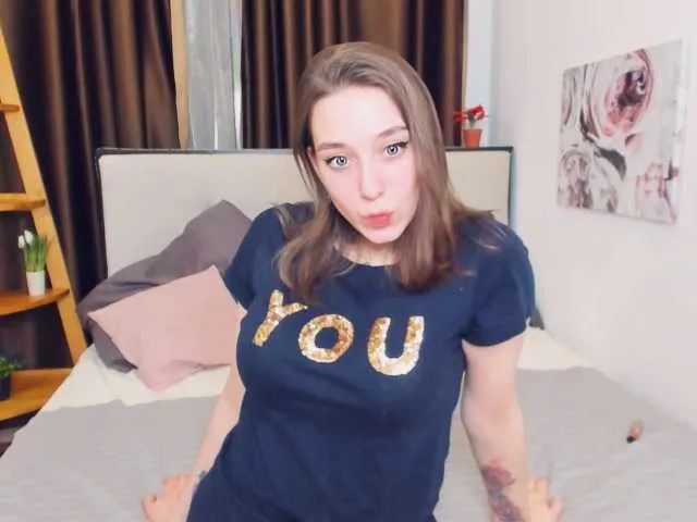 Live sex webcam photo for MimiSummers #241265946