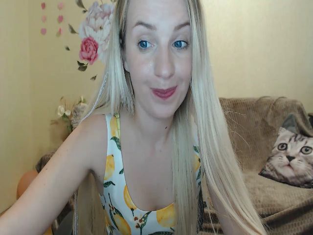 Live sex webcam photo for Amy_CuteBambi #255096223