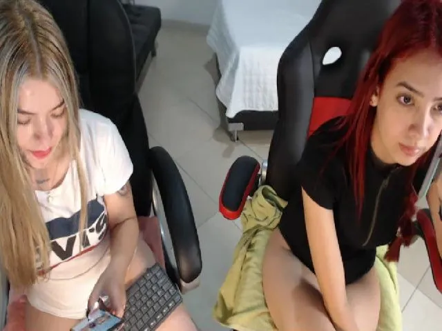 Live sex webcam photo for Thaunhty #252387510
