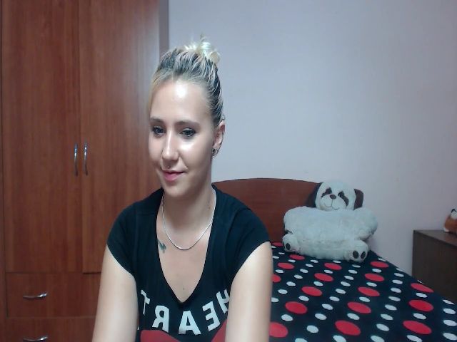 Live sex webcam photo for Tweetyboom #253271590