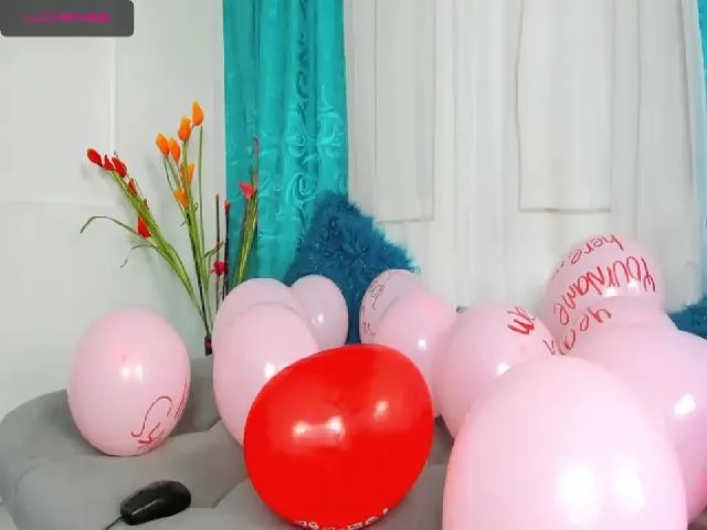 Live sex webcam photo for Lau_castro #257085115