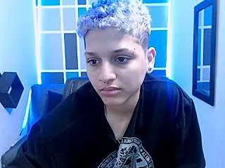 Live sex webcam photo for wild_evelin #245077061