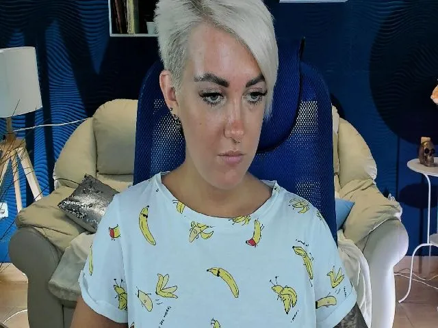 Live sex webcam photo for AkioTy #253376682