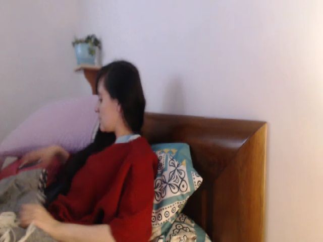 Live sex webcam photo for isabellazee2 #253990383