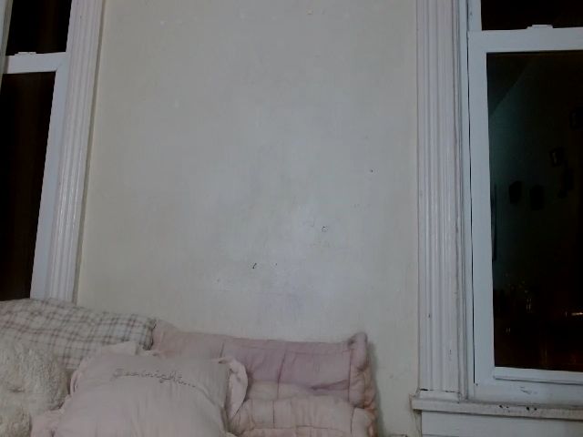 Live sex webcam photo for PrincesssMimi #262475533