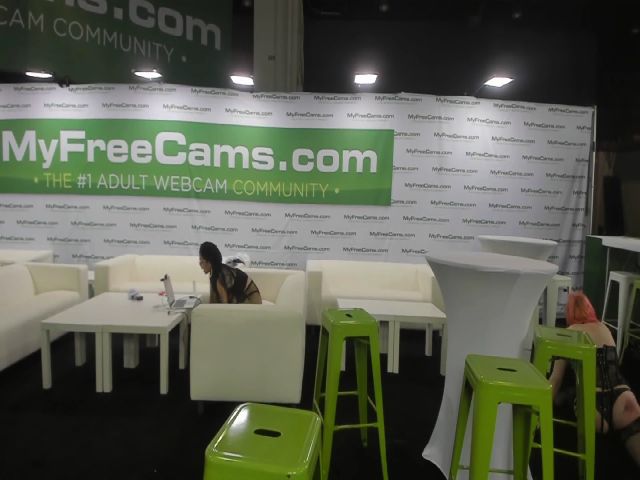 Live sex webcam photo for Selerah #255154969