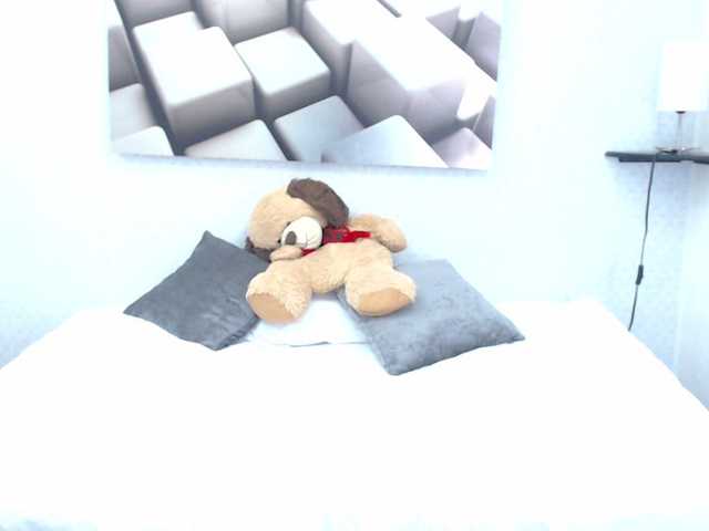 Live sex webcam photo for shariksweet #241331977