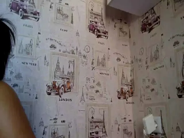 Live sex webcam photo for JolyBoss #256217932
