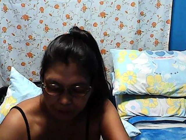 Live sex webcam photo for hOtGranny4u #245226444