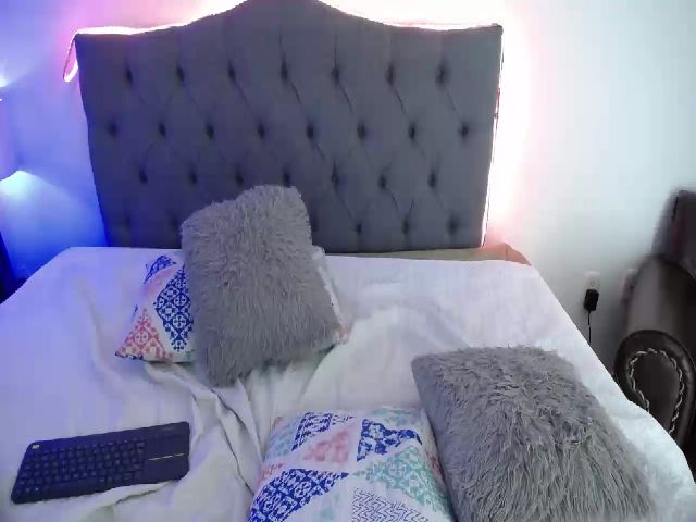 Live sex webcam photo for Sasha_cameron #264019762