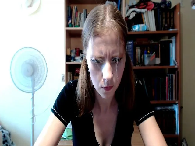 Live sex webcam photo for WinterGoddess #255062593