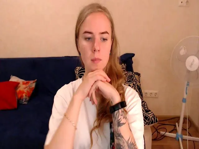 Live sex webcam photo for Limana_xo #252613258