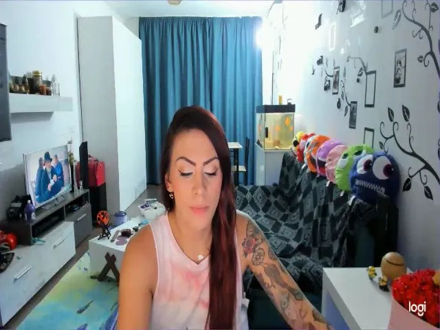 Live sex webcam photo for OneLife_ #252929798