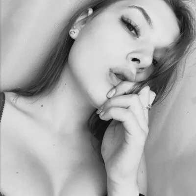 Live sex webcam photo for Vera_Fischer #241564322