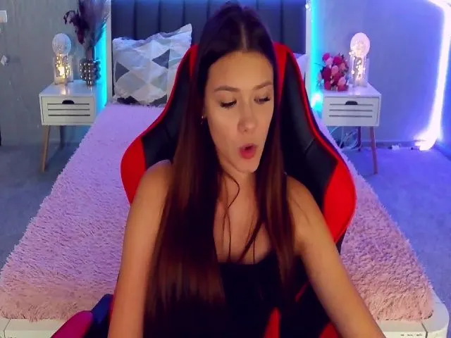 Live sex webcam photo for ReginaVin #264390200