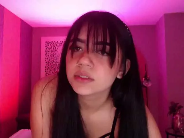 Live sex webcam photo for SummerHayes #240923807