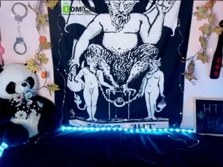 Live sex webcam photo for Clitbait #240772491