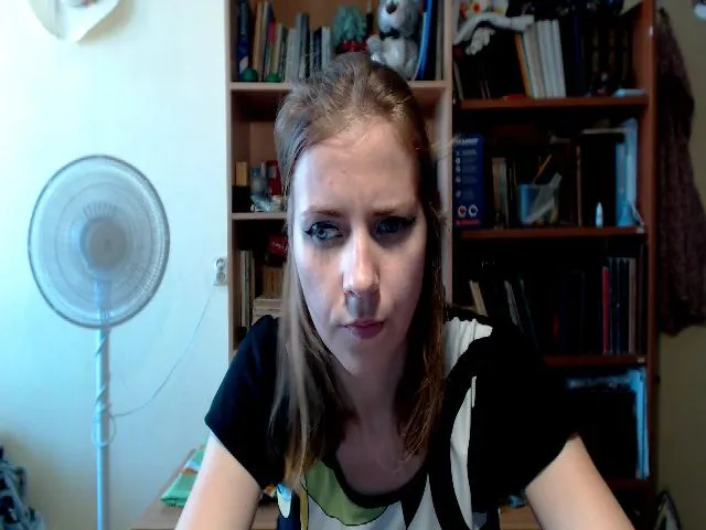 Live sex webcam photo for WinterGoddess #254111992