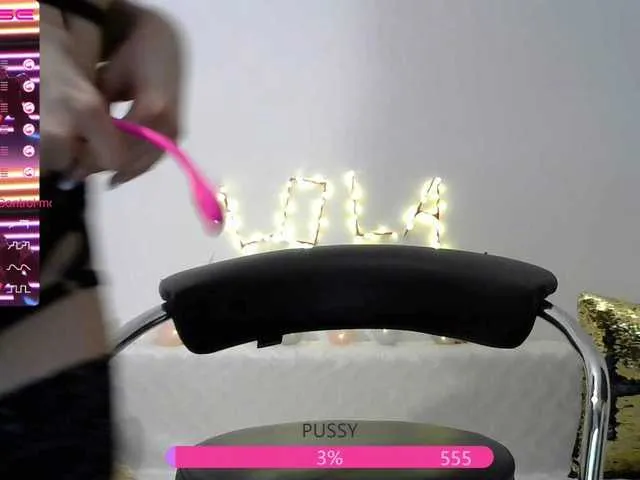 Live sex webcam photo for CherryBaby7 #241001246