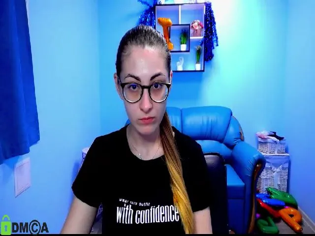 Live sex webcam photo for Tifany_Flin #252803098