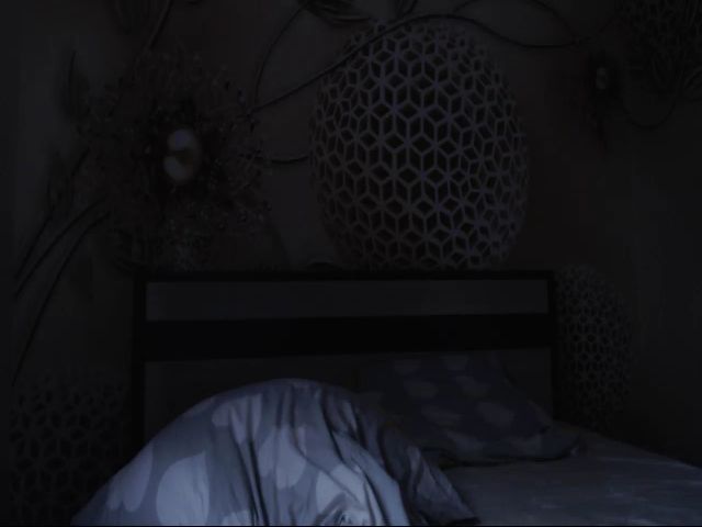 Live sex webcam photo for MeltingJulia #260081163