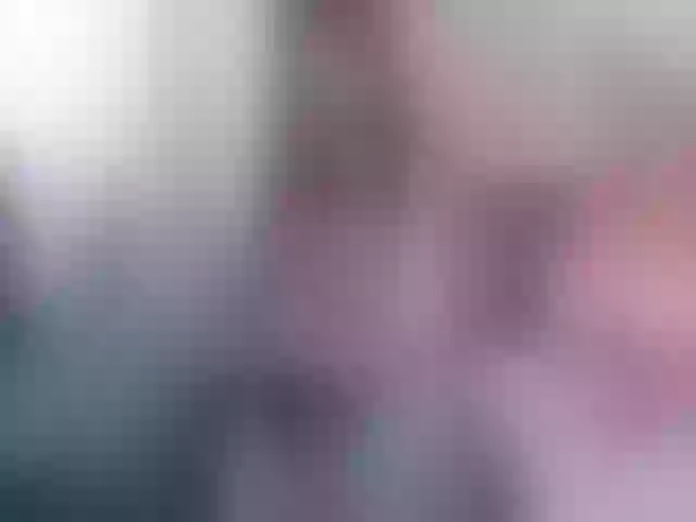 Live sex webcam photo for GiovanniD1 #255537225