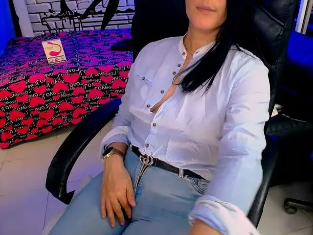 Live sex webcam photo for Sashabreck #287860001