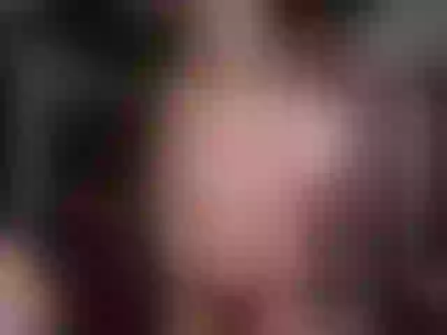 Live sex webcam photo for JenniferLuvv #262632852