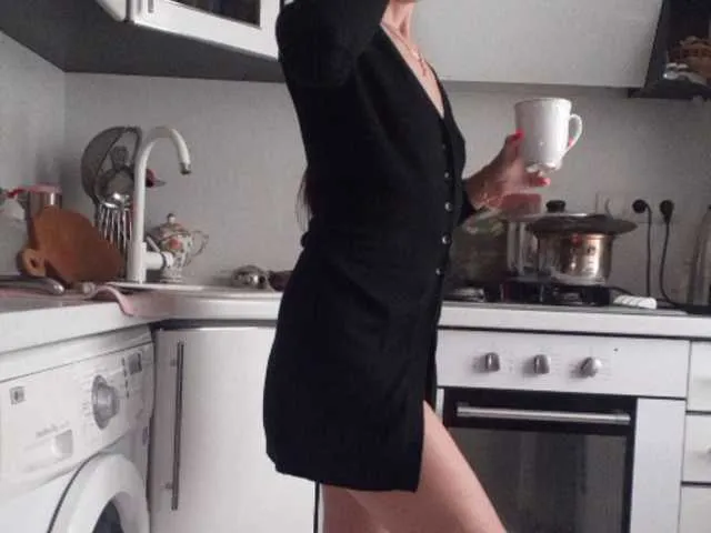 Live sex webcam photo for Pirojulia #241429445