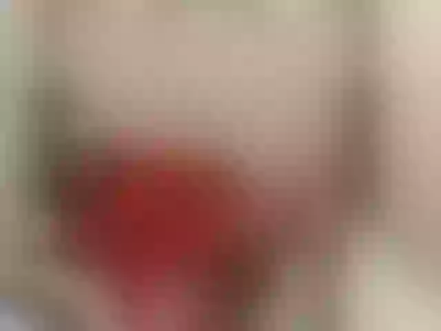 Live sex webcam photo for LeaMoak #254402597