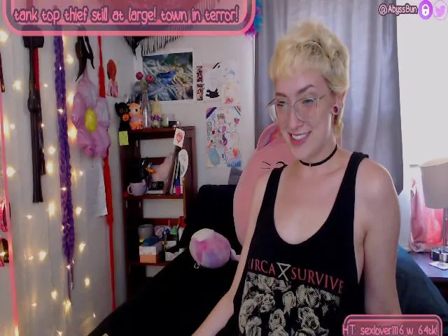 Live sex webcam photo for AbyssBun #262855647