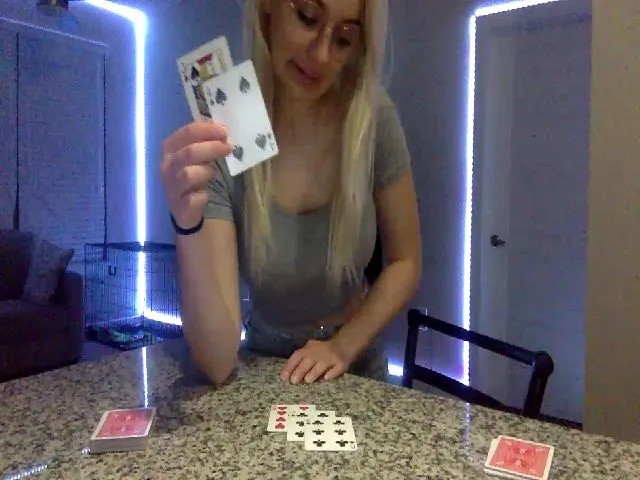 Live sex webcam photo for Sammy_gray #264057245