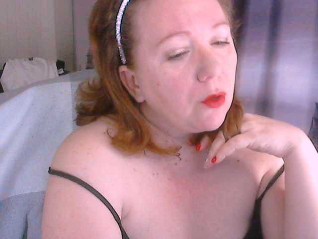 Live sex webcam photo for Mona-Liza #241098249