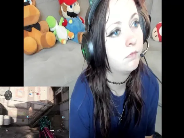 Live sex webcam photo for PrincessBluu #261612604