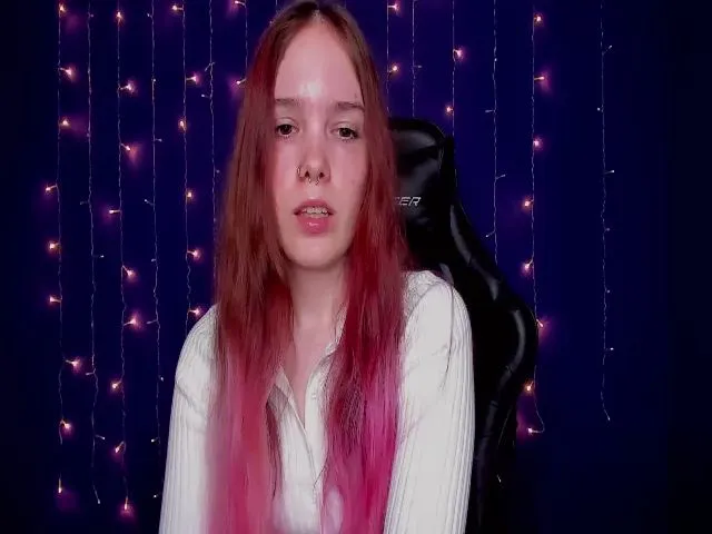 Live sex webcam photo for JaneNichols #265324893