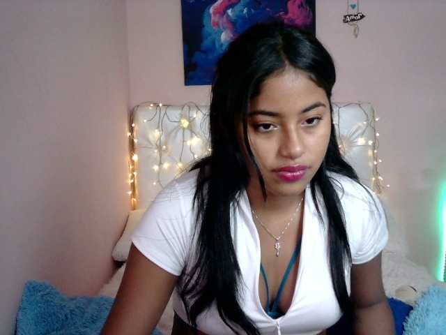 Live sex webcam photo for kim-rose69 #241242456