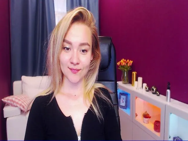 Live sex webcam photo for Kara_Smith #259056628
