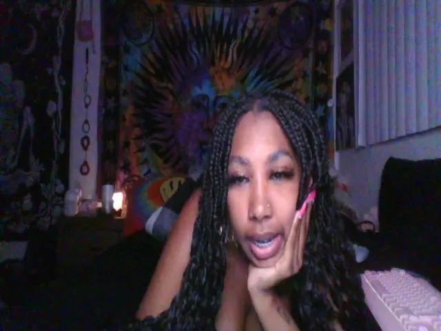 Live sex webcam photo for hennyhoneypot #255534037