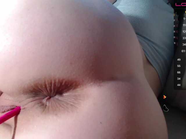 Live sex webcam photo for AnnaMariiia #250938743