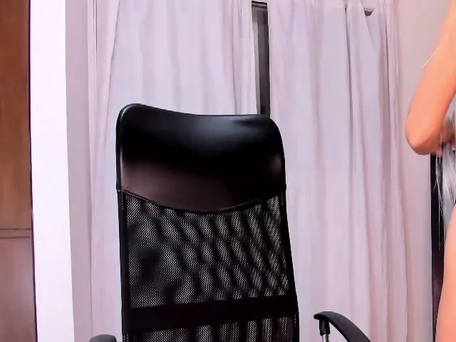 Live sex webcam photo for Berryhit #257270874
