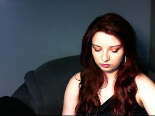 Live sex webcam photo for VirginLuna18 #251960041