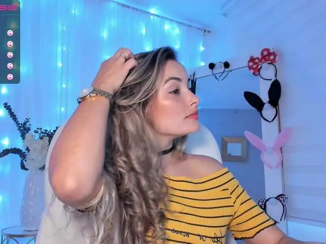 Live sex webcam photo for NiaStone #241112862