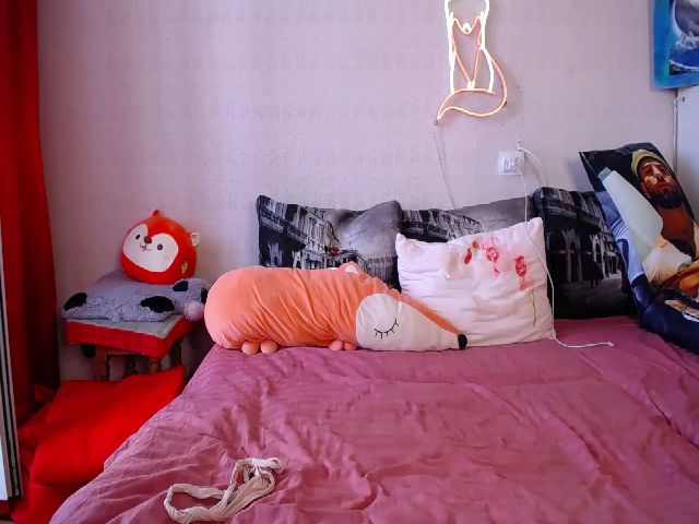 Live sex webcam photo for Your_Red_Foxy #254086033