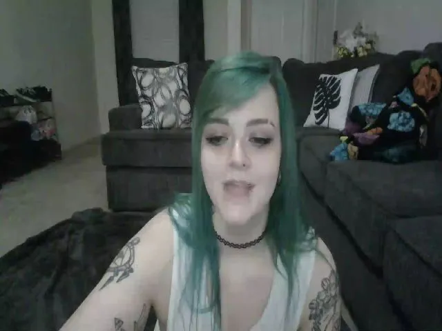 Live sex webcam photo for FloraSky #258047396