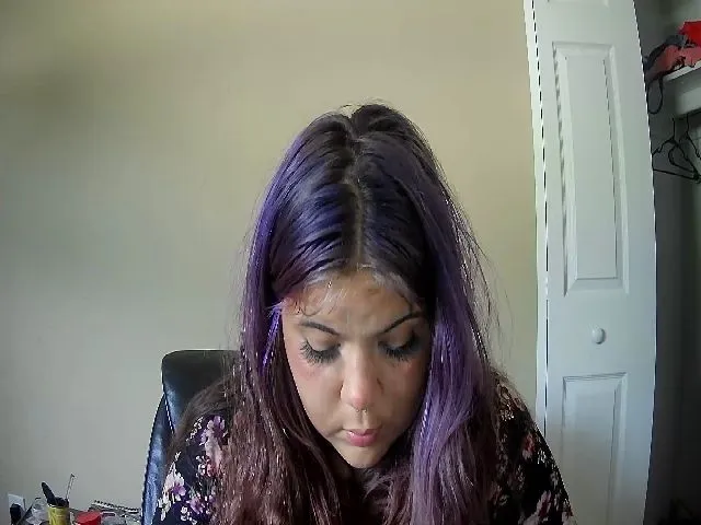 Live sex webcam photo for Lilmisspurp #252295729