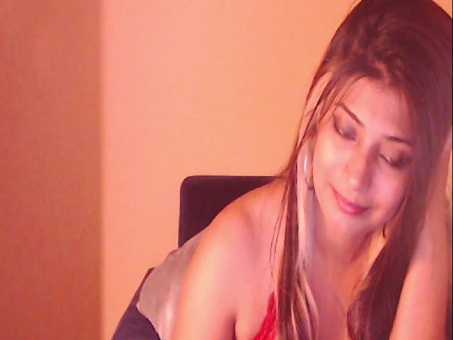 Live sex webcam photo for QUEEN_BELLA #254886877