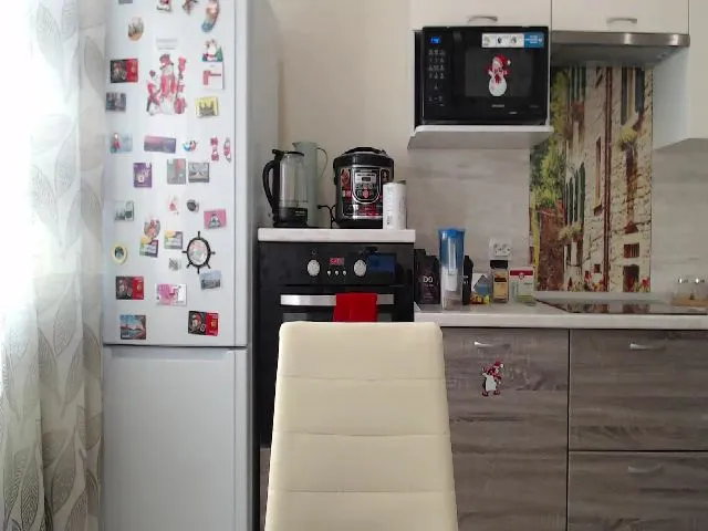 Live sex webcam photo for WonderXGirlXX #257541327