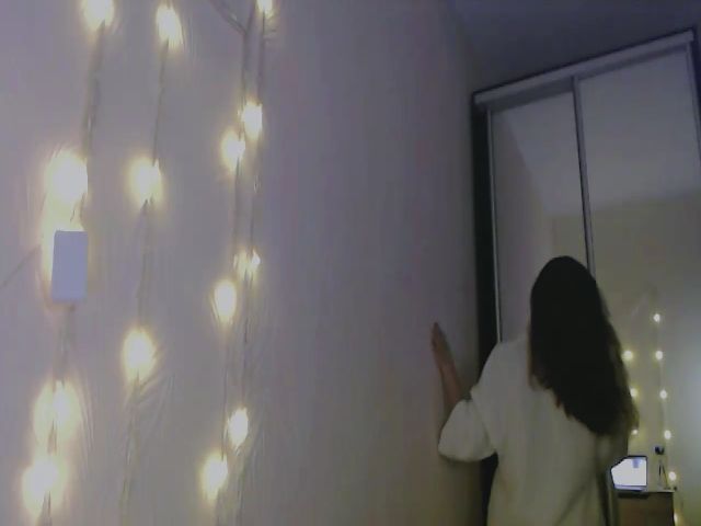 Live sex webcam photo for kitty_Mi_ #264482480