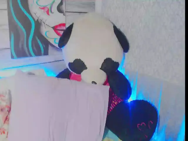 Live sex webcam photo for Lucy_park #255592205