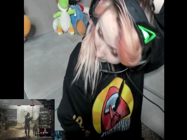 Live sex webcam photo for PrincessBluu #255800668